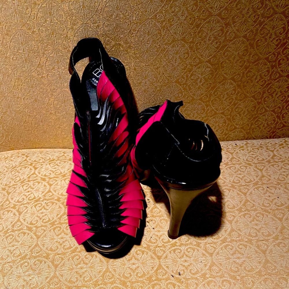 BCBG SHOES